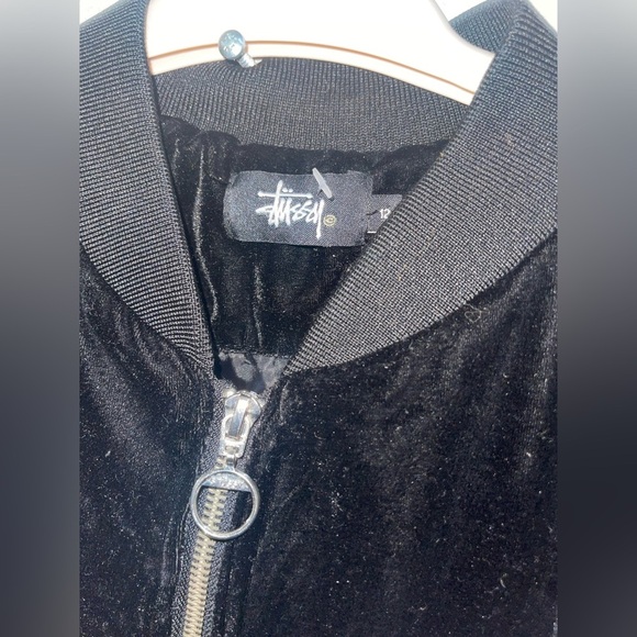 Stussy Black Velour Velvet  Floral Embroidered Zip up Women's Jacket nwot - Picture 6 of 9